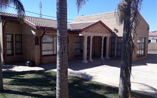 3 Bedroom House in Lethlabile