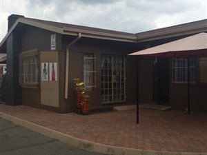 795 m² Commercial space in Vanderbijlpark SE