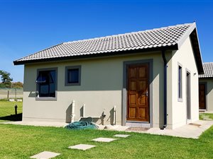 2 Bed House in Kya Sands