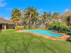 2 Bed Apartment in Bloubosrand