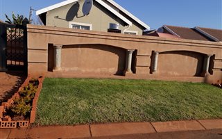 3 Bedroom House in Rosslyn