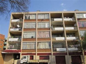 2 Bed Apartment in Yeoville