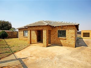 3 Bed House in Palmridge