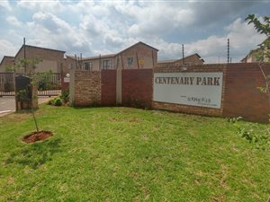 3 Bed Townhouse in Wilgeheuwel