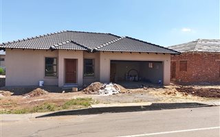 3 Bedroom House in Melodie