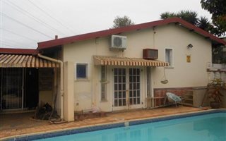 5 Bedroom House in Bellair