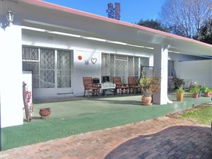 9 Bed House in Denlee