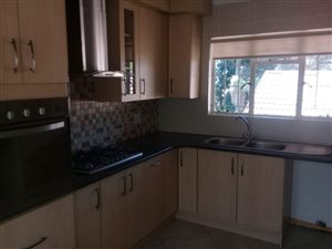 2 Bed Apartment in Magalieskruin