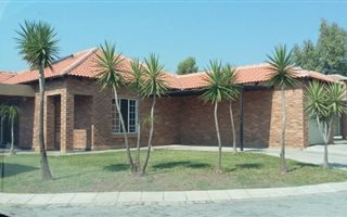 3 Bedroom Townhouse in Geelhoutpark