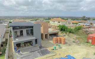 3 Bedroom House in Kamma Heights