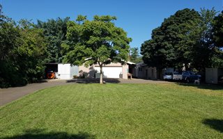 863 m² Land available in Cleland