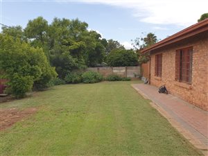 2 Bed House in Theresa Park