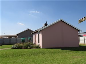 2 Bed House in Palmridge