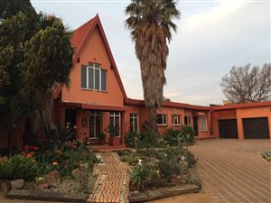 5 Bed House in Farrar Park