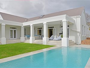 3 Bed House in Steenberg Golf Estate