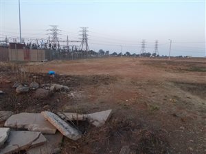 1466 m² Land available in Vosloorus