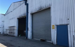 1987 m² Industrial space in Elsies River