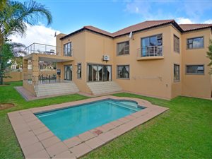 6 Bed House in Savannah Hills
