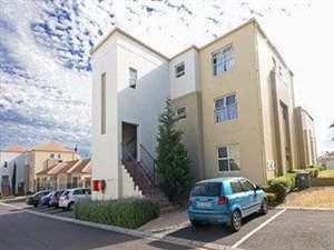 2 Bedroom Apartment in Brackenfell Central