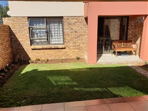 2 Bed Townhouse in Rynfield