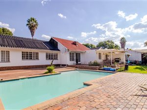 4 Bed House in Robin Hills