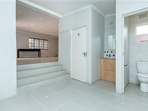 120 m² Commercial space in Craighall Park