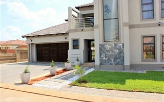 4 Bedroom Townhouse in The Orchards