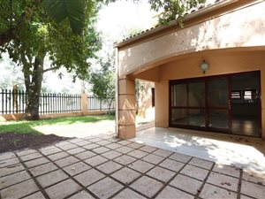2 Bed Townhouse in Melrose