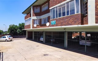 2 Bedroom Flat in Fishers Hill