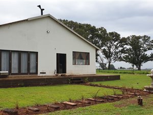 10.5 ha Farm in Tarlton