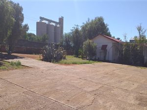 3 Bed House in Barkly West