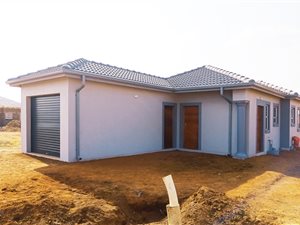 3 Bed House in Windmill Park