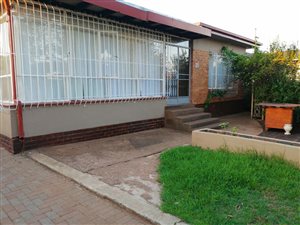 3 Bed House in Georginia
