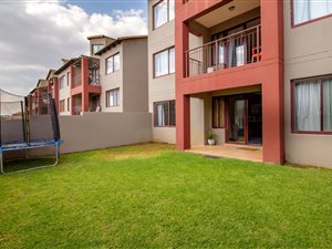 2 Bed Apartment in Honeydew