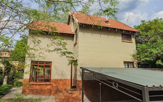 3 Bedroom Townhouse in Equestria