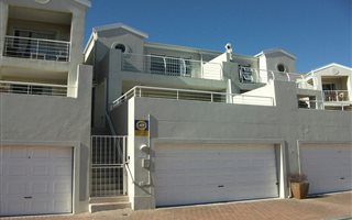 4 Bedroom Townhouse in Big Bay