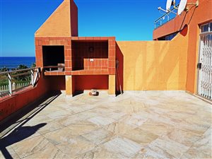 3 Bed Apartment in Uvongo