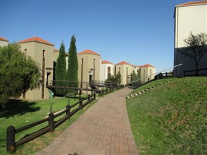 2 Bed Apartment in Vanderbijlpark SE3