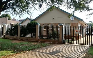 3 Bedroom House in Randpoort