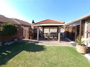 3 Bed Townhouse in Newcastle Central