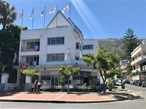 120 m² Retail Space in Sea Point
