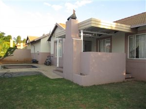 3 Bed House in Thatchfield