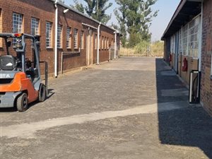 1965 m² Industrial space in Willowton