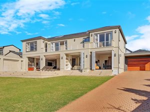 5 Bed House in Waterfall Country Estate