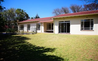 5 Bedroom House in Gallo Manor