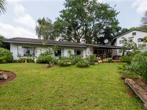 5 Bedroom House in Parkville