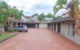 2 Bedroom Apartment in Meerensee