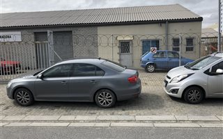 391 m² Industrial space in Airport Industria