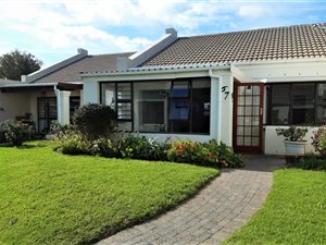 2 Bed Townhouse in Cherrywood Gardens
