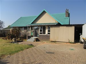 3 Bedroom House in Creswell Park